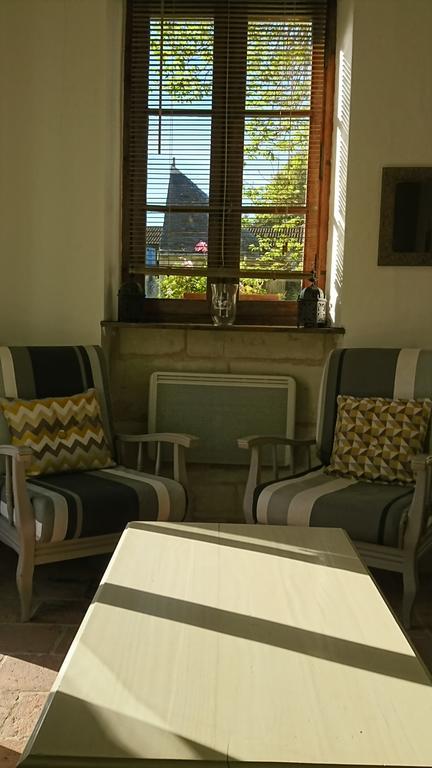 L'Olivier Monts-sur-Guesnes Exterior foto
